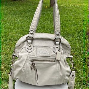 COACH Poppy Leather Highlight Stardust Bag